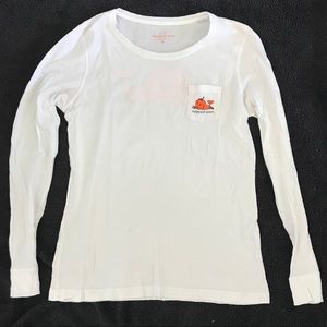 Women’s Vineyard Vines T-shirt